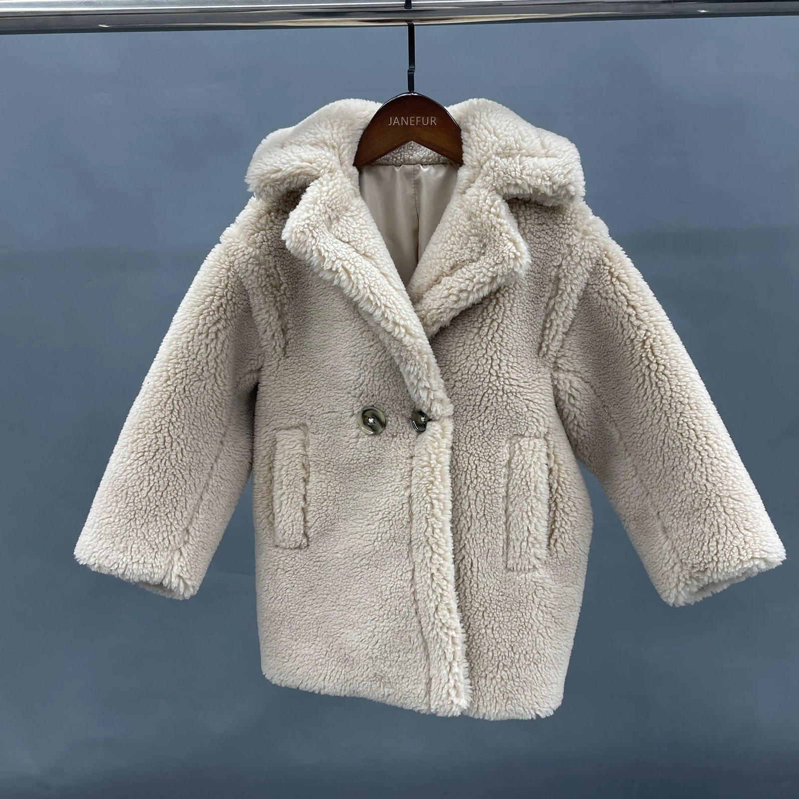 product-1600-1600